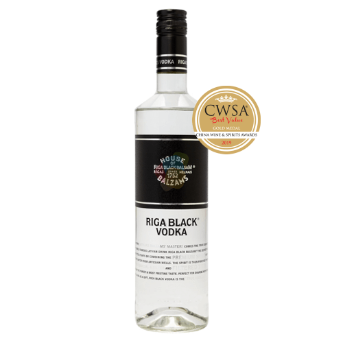 Latvijas Balzams Riga Black Vodka | 0,7 l Latvijas Balzams Riga Black Vodka 0,7l aus Lettland.